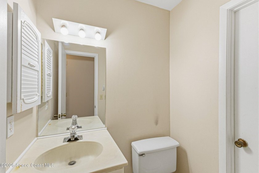 Opportunity awaits in this spacious 3-bed, 2-bath end-unit - photo 24