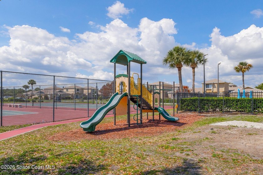 Opportunity awaits in this spacious 3-bed, 2-bath end-unit - photo 39