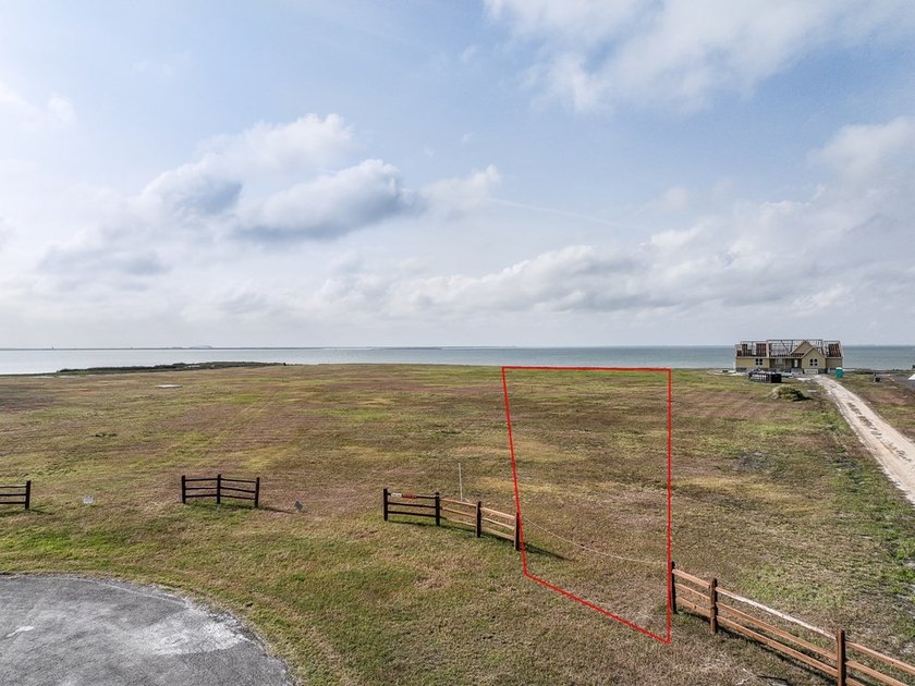 Fabulous 1.643 acre waterfront homesite overlooking Port Bay in - photo 3