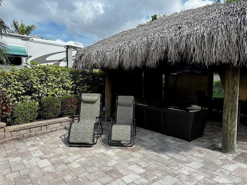 Discover the epitome of luxury living with this conveniently - photo 4
