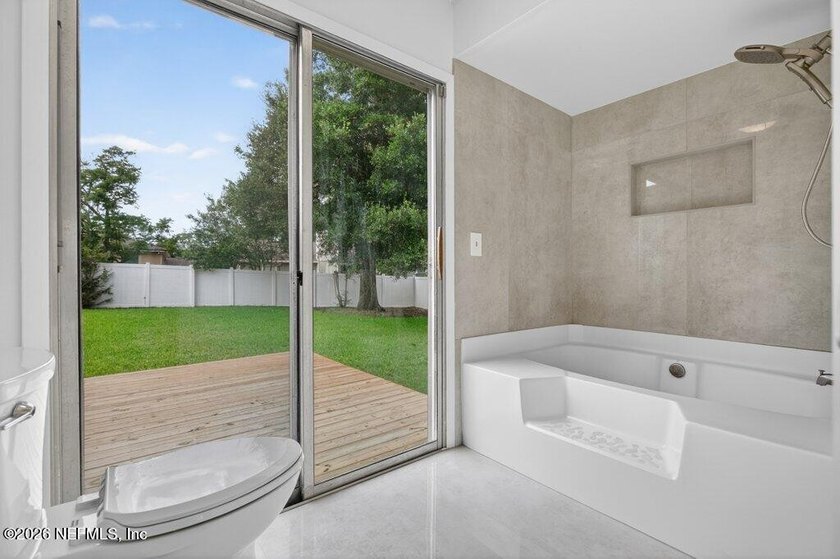 Open House everyday, call us for time! Beautifully updated home - photo 14