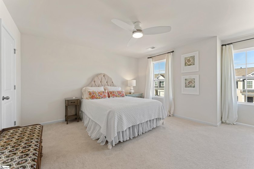 Great Greer location in Blue Ridge Cottages, right off Lake - photo 28