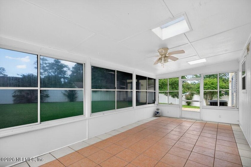 Open House everyday, call us for time! Beautifully updated home - photo 29
