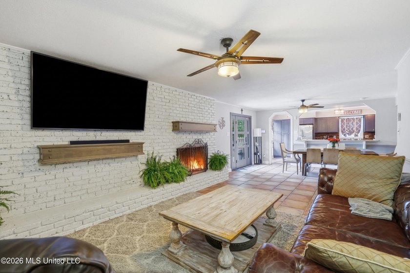 Welcome to 2553 Mercedes Drive, where timeless elegance meets - photo 10