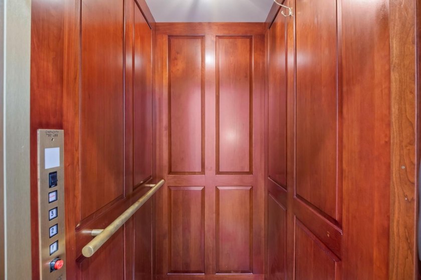 Knoll top estate boasts panoramic views! Wheelchair - photo 13