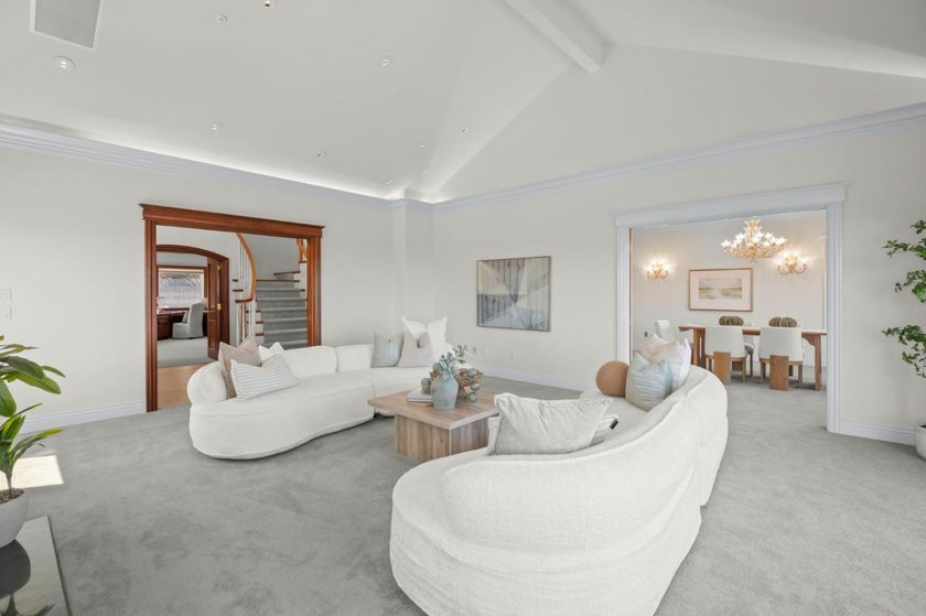 Knoll top estate boasts panoramic views! Wheelchair - photo 18
