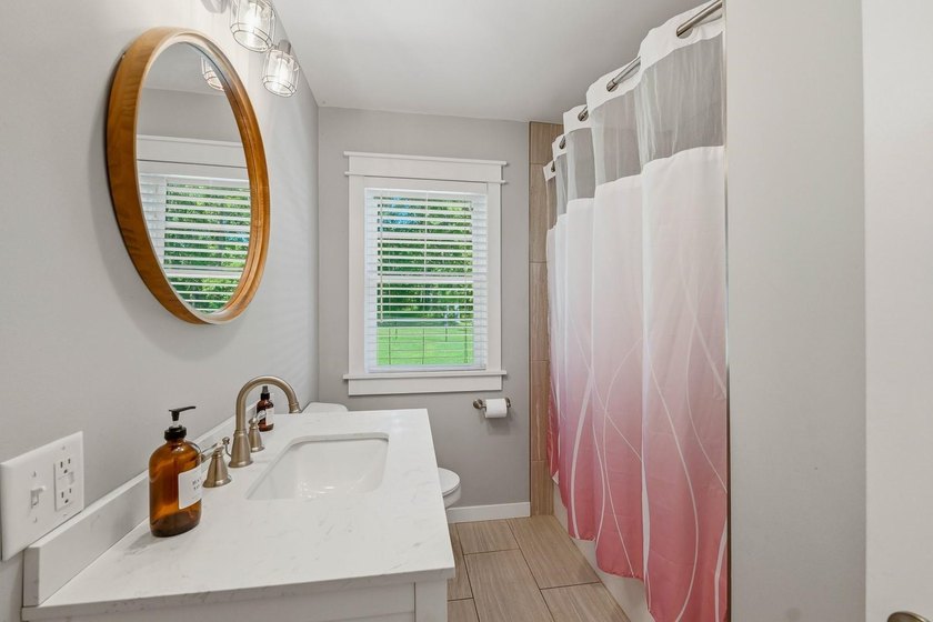 Meticulously cared for home with partial waterviews of Green - photo 23
