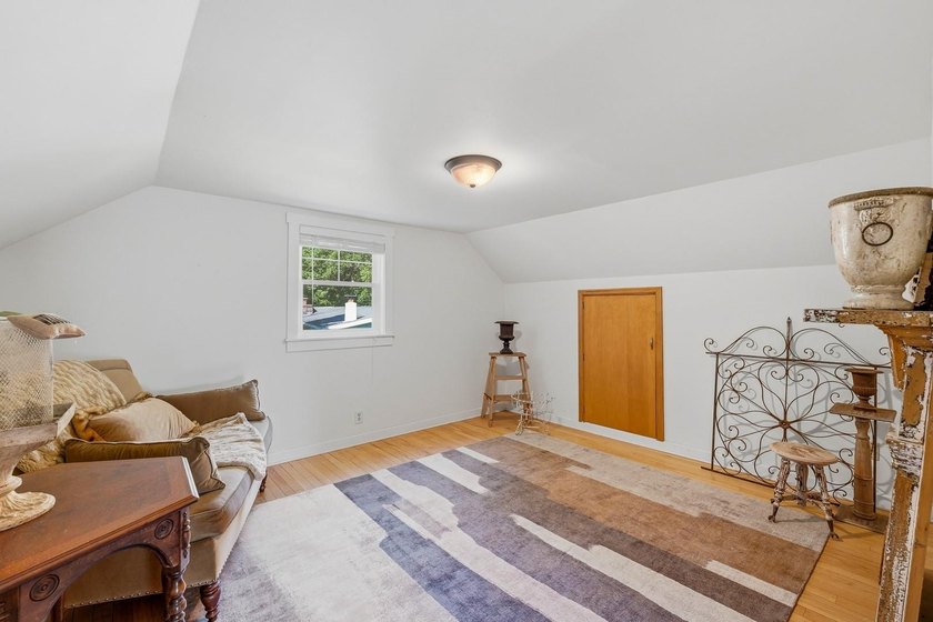 Meticulously cared for home with partial waterviews of Green - photo 29