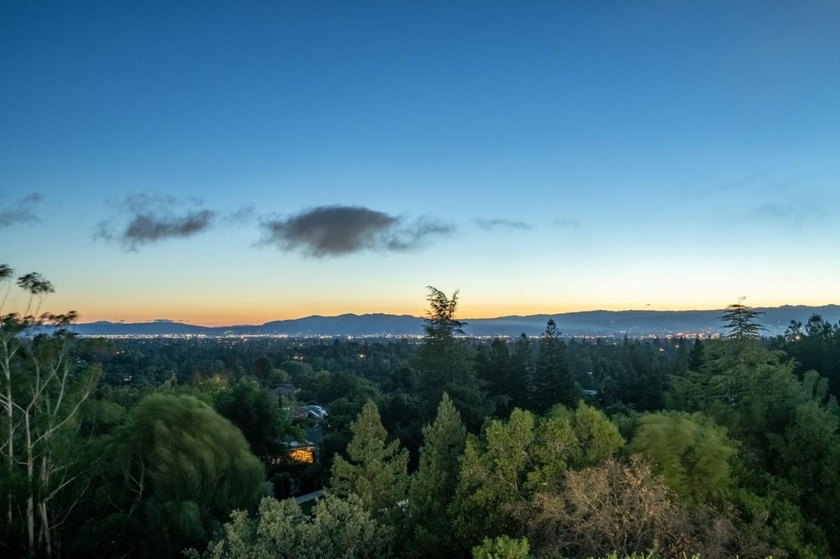 Knoll top estate boasts panoramic views! Wheelchair - photo 47