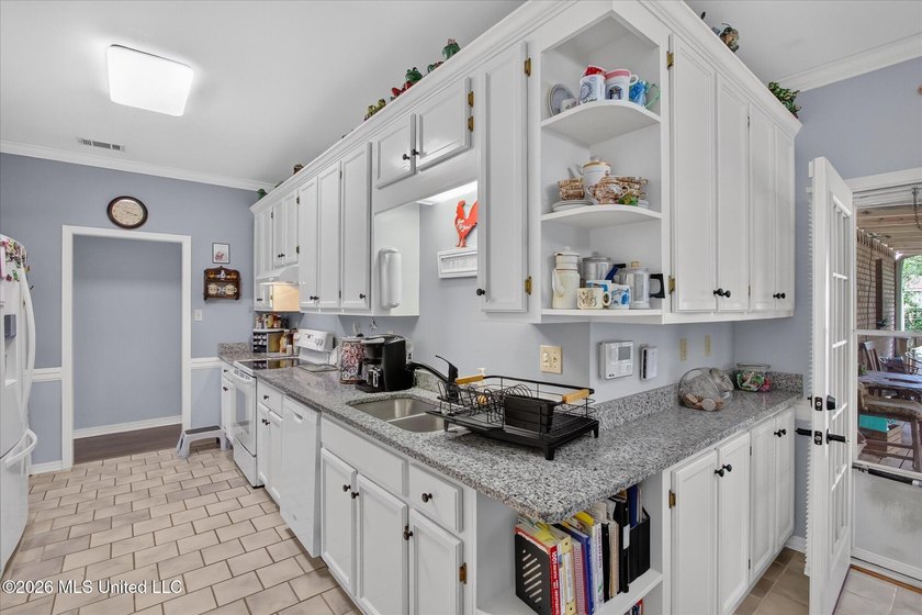 Meticulously maintained 3 bedroom 2 bath home featuring over - photo 10