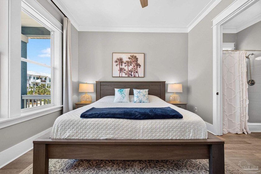 Canal-front, fully furnished 5BR/4.5BA beach home sleeps 17 and - photo 26