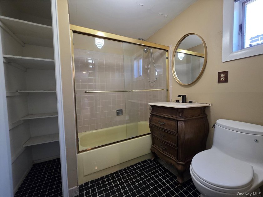 Spacious hi ranch with 4 bedrooms and 3 full bathrooms, set on - photo 14