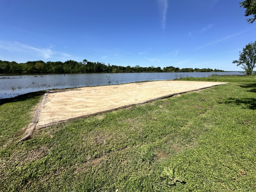 1.16 Acre Lot on Waterfront Peninsula on RC Lake! - photo 40