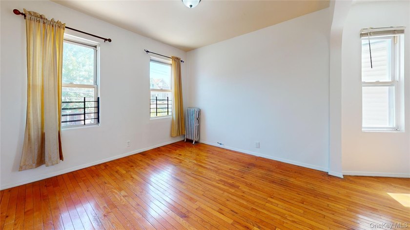 Welcome to this legal two-family home located in Jamaica, Queens - photo 6