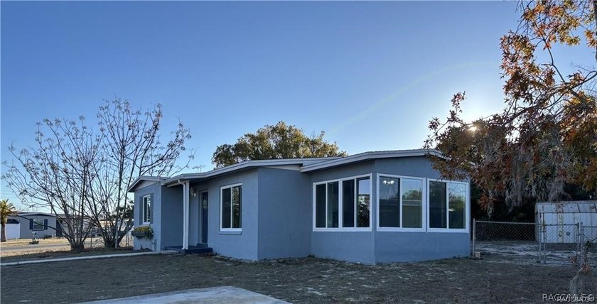 Cute as a button and move-in ready! This charming home is the - photo 4