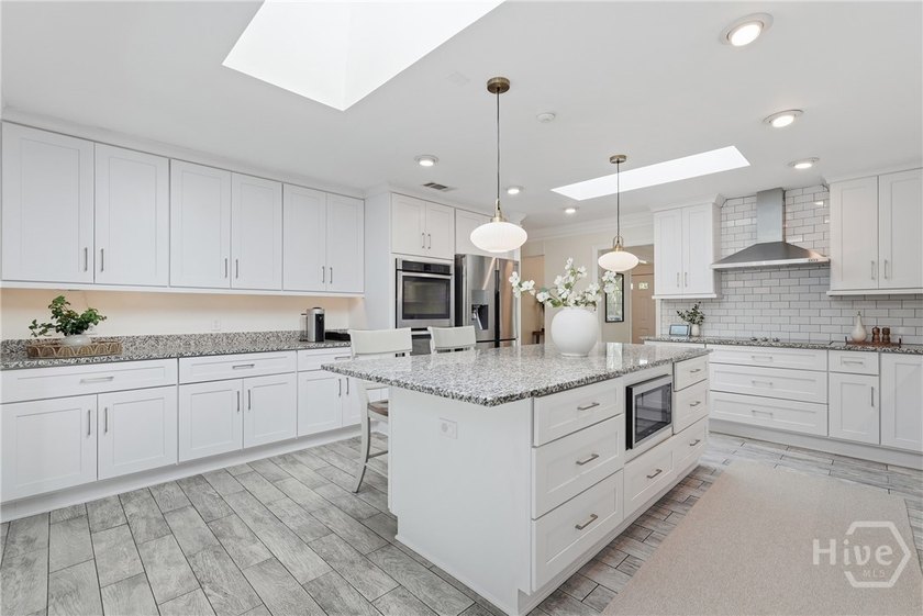 Don't miss the opportunity to own this well-maintained home - photo 13