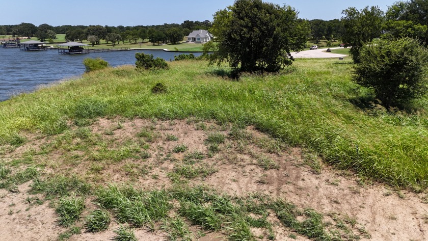 1.16 Acre Lot on Waterfront Peninsula on RC Lake! - photo 17