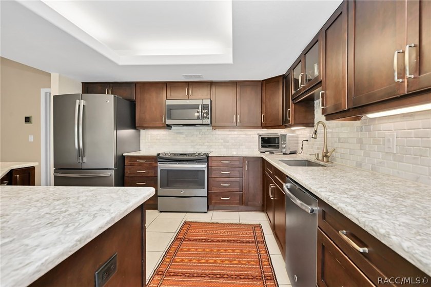 Everything is beautifully updated in this 2-bedroom, 2 bath - photo 8