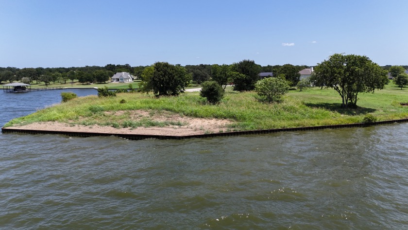1.16 Acre Lot on Waterfront Peninsula on RC Lake! - photo 27