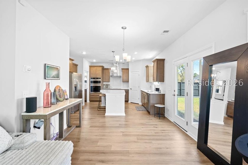 Move-in ready and located in an established section of Gleason - photo 17