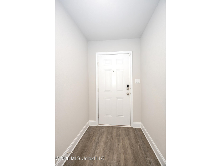 Immaculately kept 3 bedroom, 2 bath in Magnolia Springs - photo 7