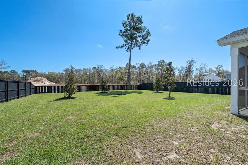 Move-in ready and located in an established section of Gleason - photo 46