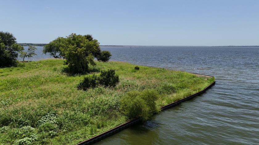 1.16 Acre Lot on Waterfront Peninsula on RC Lake! - photo 30