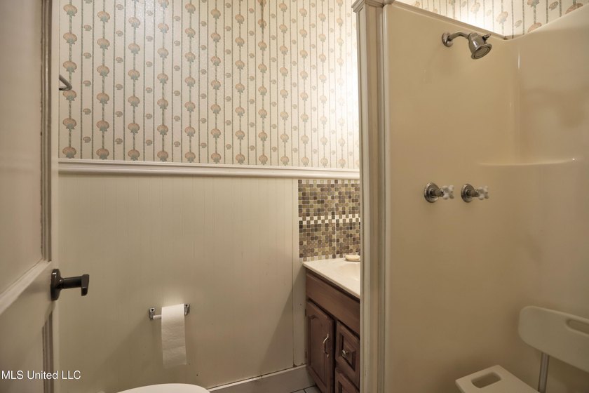 Welcome home to beautiful Biloxi near the Back Bay! Situated on - photo 14