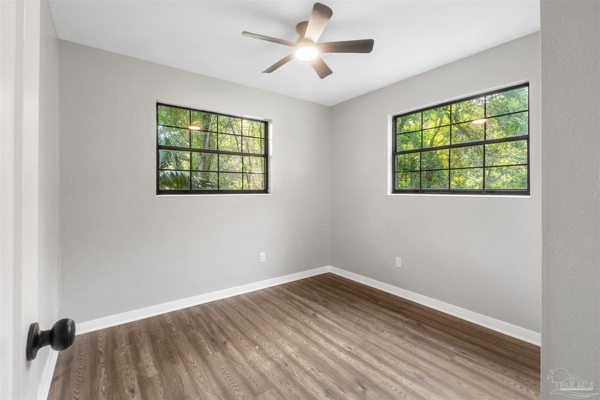 Whether you're purchasing your first home, downsizing, or simply - photo 27