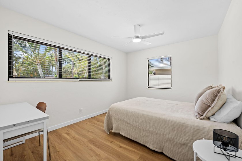 Welcome to this beautifully updated 3-bedroom, 2-bath residence - photo 6