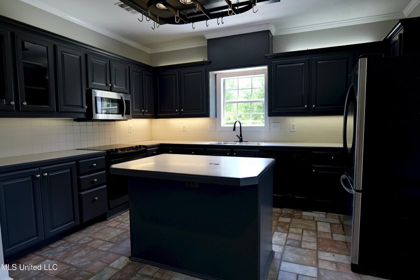 Discover this stunning home for sale in Canton, Mississippi - photo 15