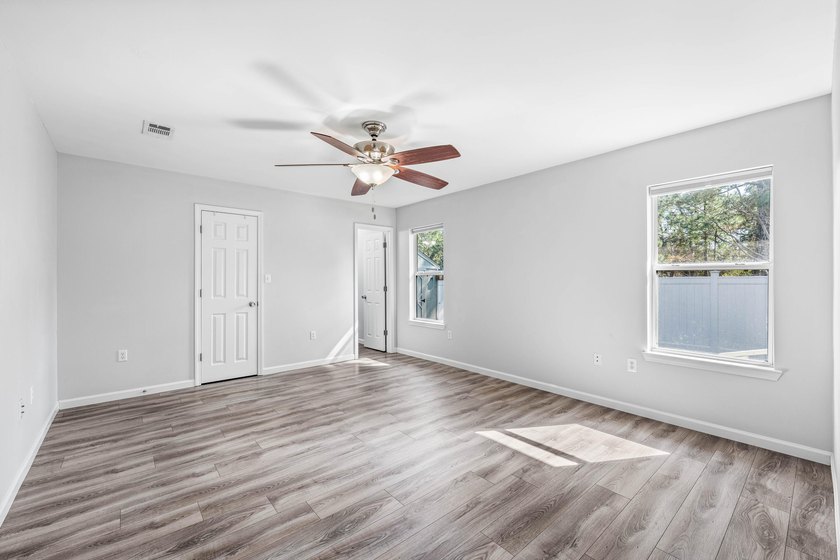 ASSUMABLE VA LOAN 5.125% Charming Move-In-Ready Gem in Mack - photo 17