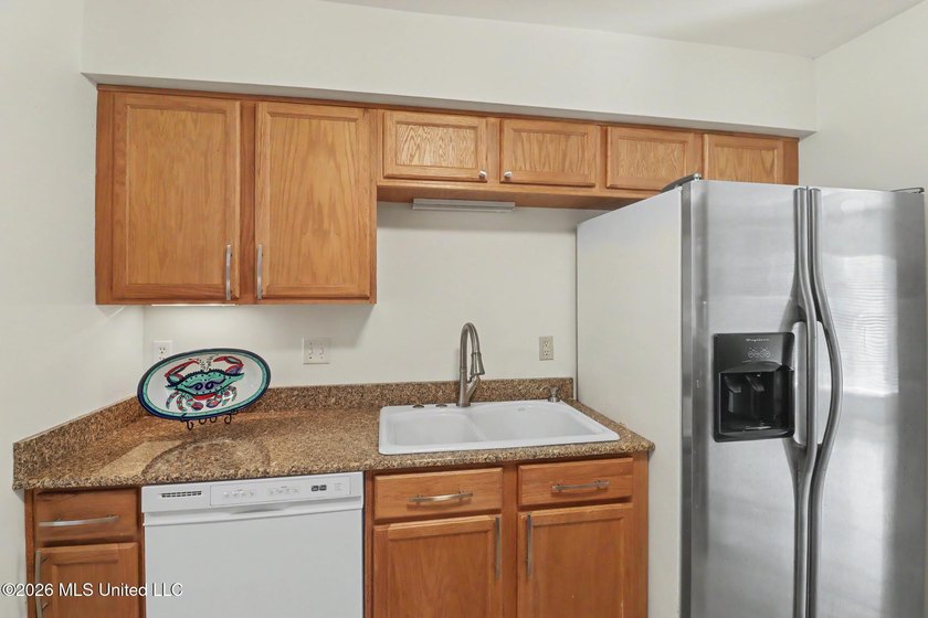 Living at this beautiful 2 bedroom, 3 bath Gulf Oaks Condominium - photo 8