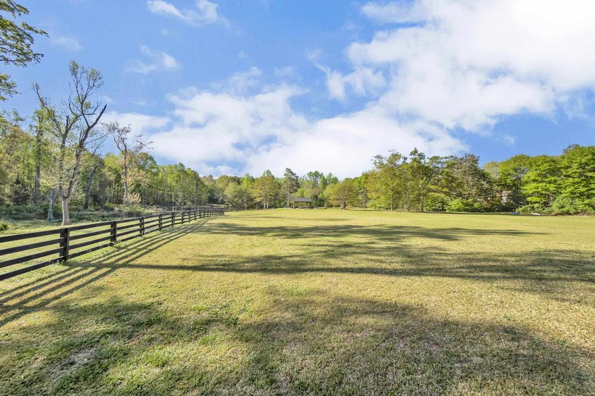 Welcome to 121 Capeview Lane in Anderson, a rare opportunity to - photo 36