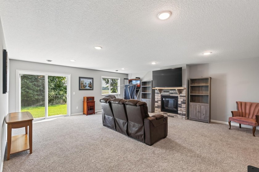 Enjoy the benefits of newer construction without the wait in - photo 16