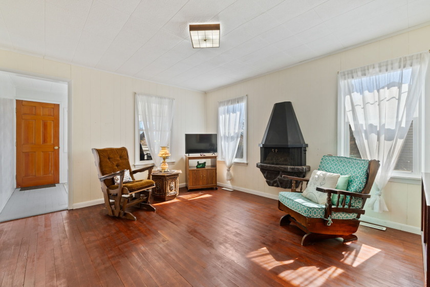 Lake House Living SOLD - photo 16