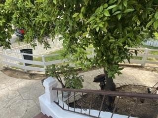 Great investment opportunity. Corner lot with plenty of parking - photo 6