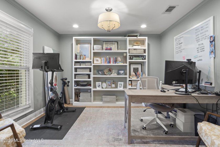 Nestled in one of Gulfport's most desirable family-friendly - photo 10