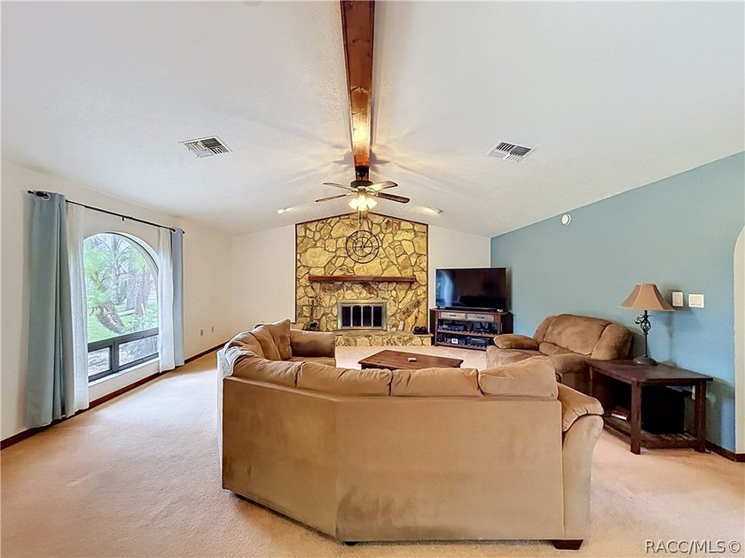 Welcome to this beautifully maintained, large 2 bedroom, 2 bath - photo 10