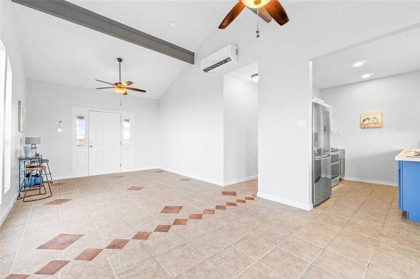 Coastal charm with flexible living space in the desirable - photo 11