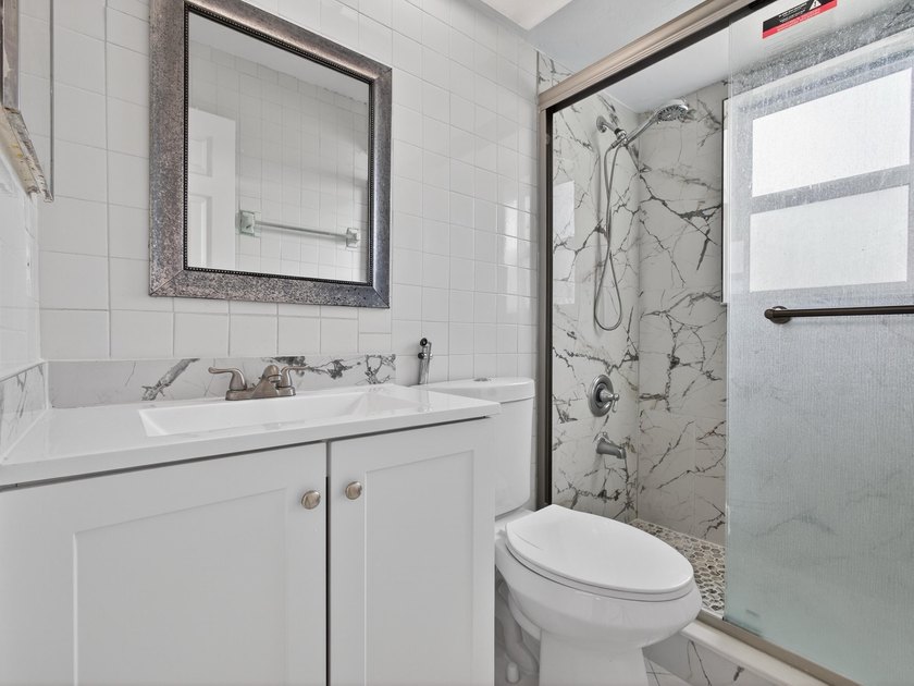 Beautiful 2BR/2BA renovated villa in the sought-after Sierra - photo 20