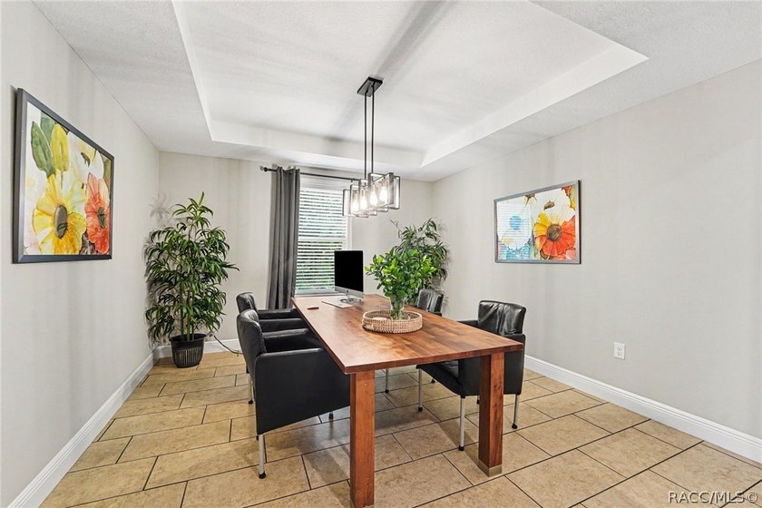 Experience the perfect blend of elegance, comfort, and Florida - photo 9