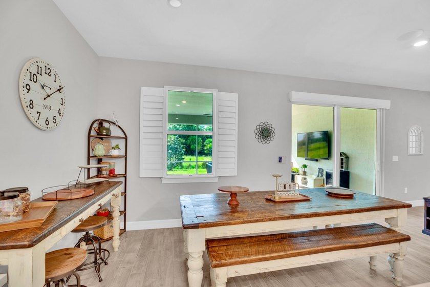 WOW!!! Like new 2022 smart energy-efficient home in Heron - photo 16