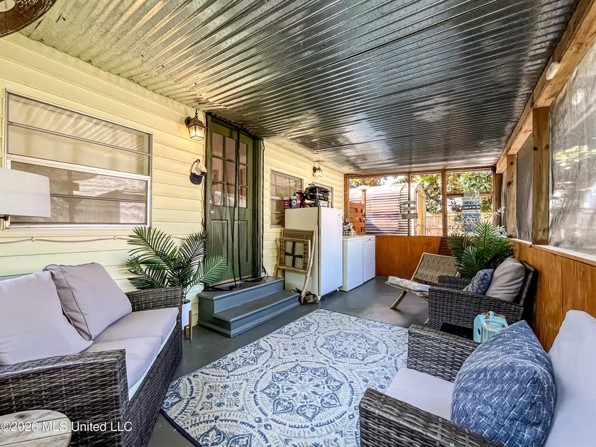 Coastal charm meets modern convenience in this beautifully - photo 5