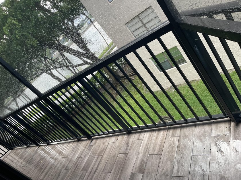 Move right in to this beautiful 1 bedroom and 1.5 baths unit - photo 24