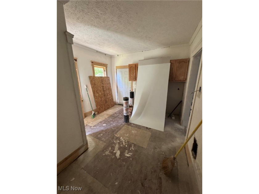 Investment Opportunity - 4 Bed, 1 Bath Fix &amp; Flip or Rental - photo 10
