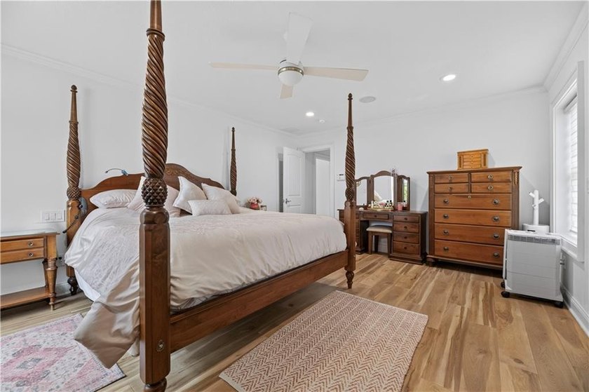 Perfectly positioned just a short distance from pristine - photo 14
