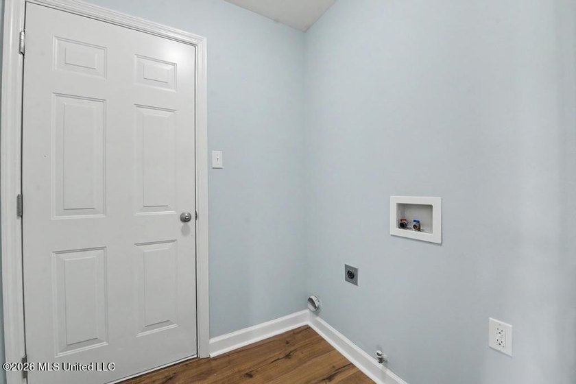 Beautifully updated 4-bedroom, 3-bath home located in the highly - photo 23