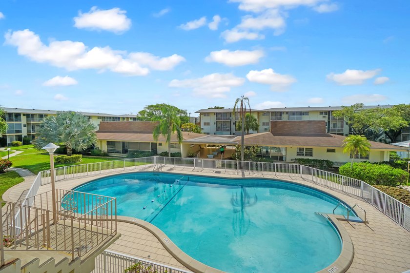 Welcome to Mar-Len Gardens, a sought-after 55+ gated community - photo 11