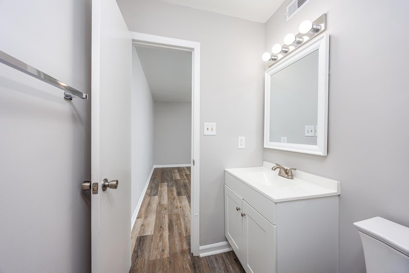 Discover easy coastal living in this beautifully renovated - photo 21